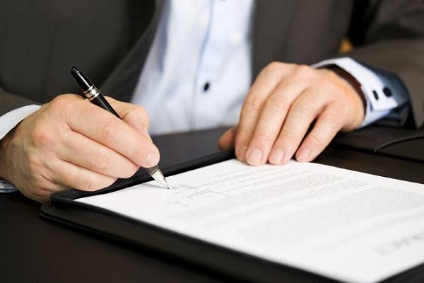 Contrato de namoro: blindagem jurídica que ganha força em Minas Gerais